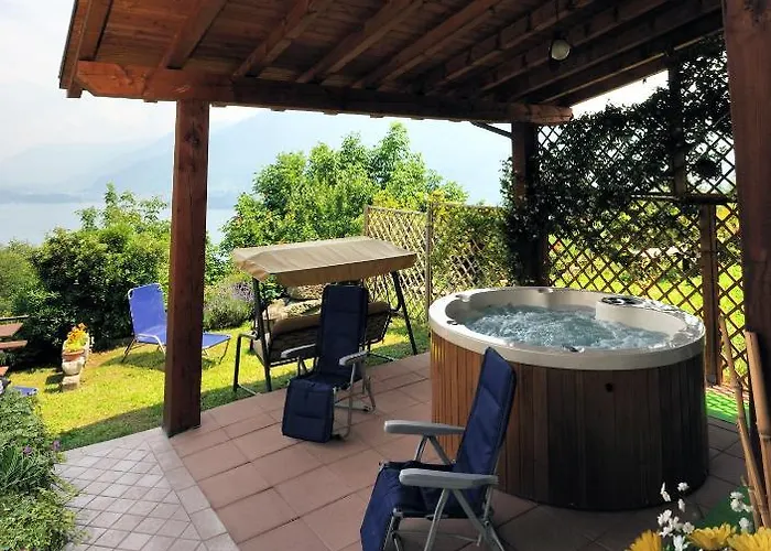Agriturismo La Sorgente Hotel apartamentowy Gravedona