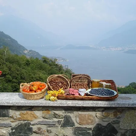 Agriturismo La Sorgente アパートホテル グラヴェドーナ