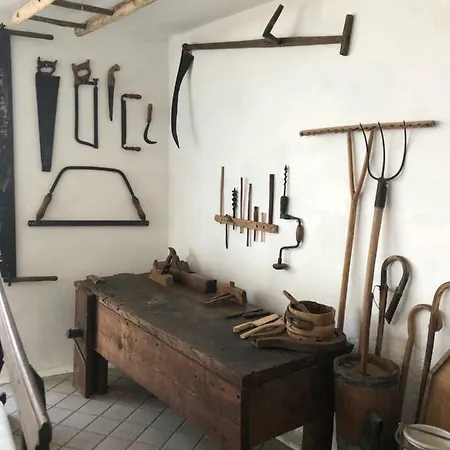 Agriturismo La Sorgente アパートホテル *