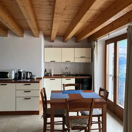 Agriturismo La Sorgente グラヴェドーナ