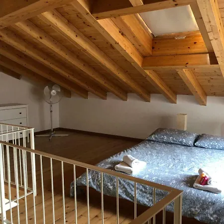 アパートホテル Agriturismo La Sorgente グラヴェドーナ